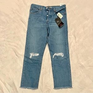 NWT Levi’s 30 Wedgie Straight High Rise Jeans